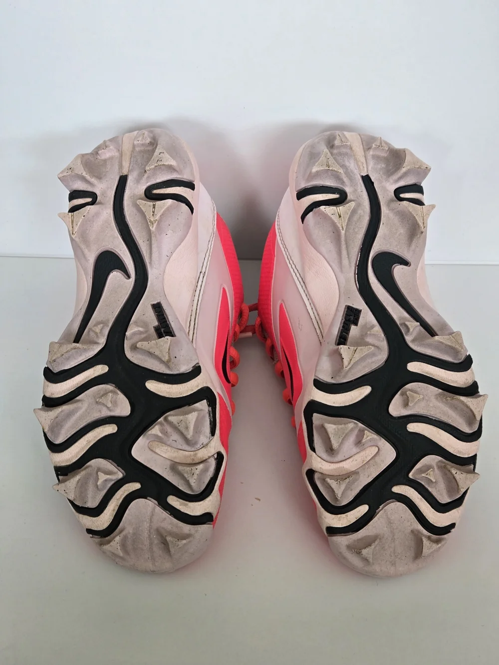 Nike Alpha Menace 4 Shark HJ 4571-600 Unisex Size 1Y Soccer Cleats